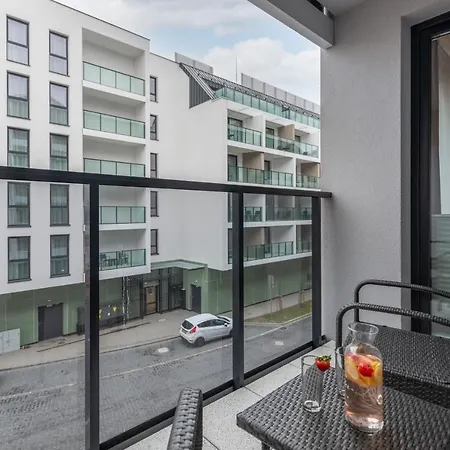 Seaside Bel Mare By Renters 4*