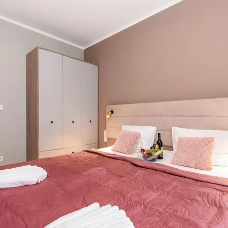 Seaside Bel Mare By Renters 4*