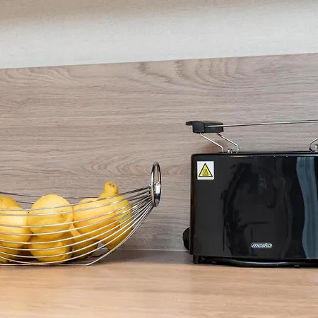 Seaside Bel Mare By Renters 4*